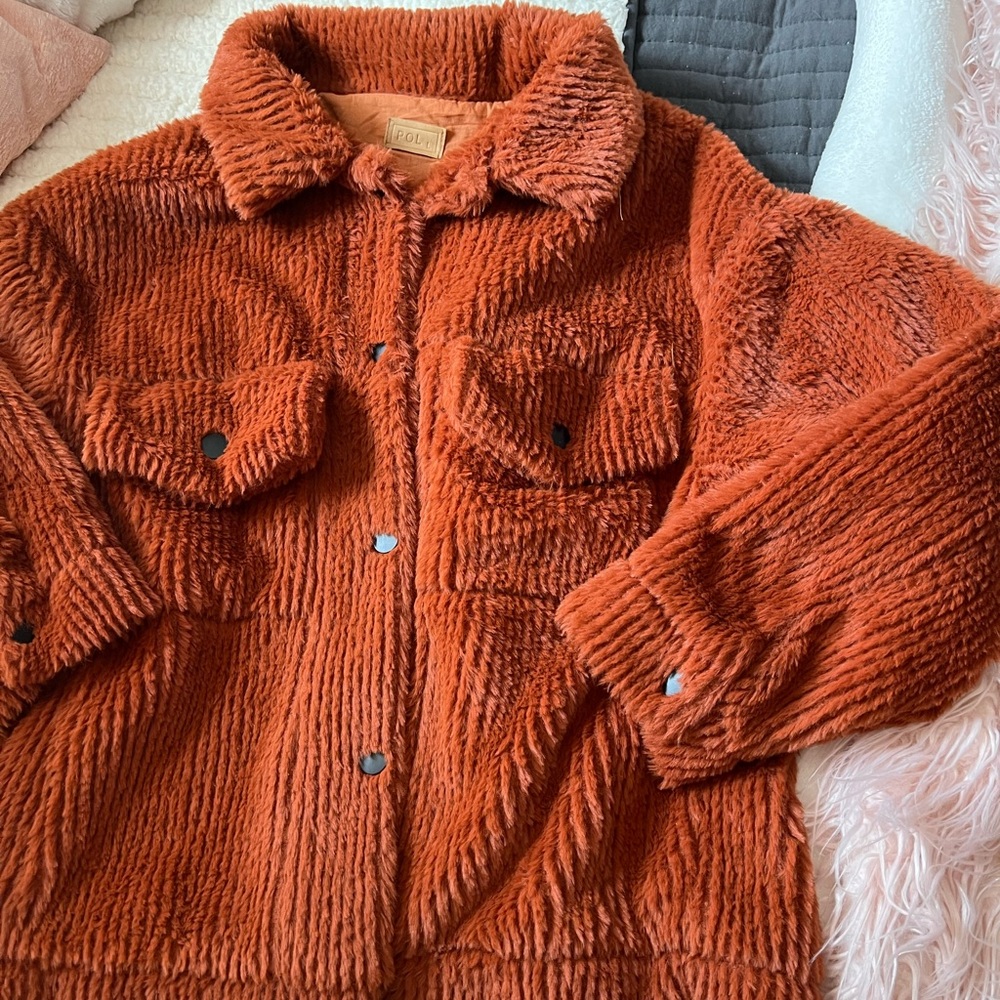 POL. fuzzy jacket